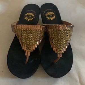 🩴Yellowbox Premium Collection